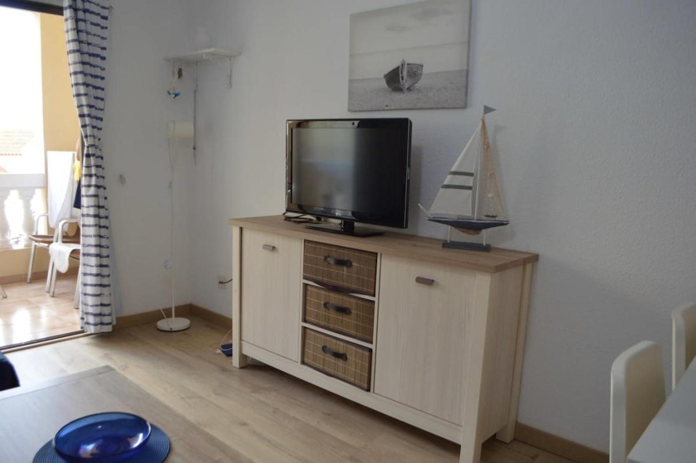 Lovely 1 Bed Apartment In Castle Harbour C108 Los Cristianos  Exterior photo